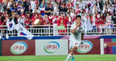 Ekspresi pemain Timnas U-23 Indonesia Pratama Arhan usai menjadi penentu kemenangan atas Korea Selatan di perempat final Piala Asia U-23 2024, Jumat (26/4/2024) / PSSI.