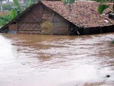Banjir Bandang Terjang Sumbar, 15 Orang Meninggal Dunia