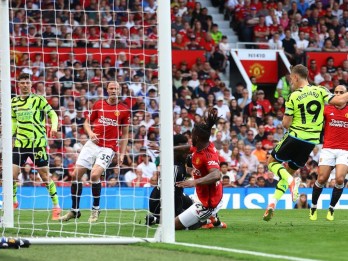 Hasil Manchester United vs Arsenal, Gol Trossard Bawa The Gunners Unggul (Babak 1)