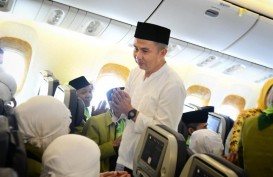 Jemaah Haji Asal Subang Awali Keberangkatan Pertama Dari Embarkasi Kertajati