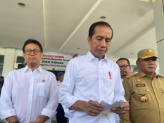 Momen Seorang Pria 'Mengadang' Jokowi, Protes 6 Tahun Tidak Digaji