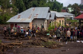 20 Korban Banjir Bandang Lahar Dingin di Sumbar Masih Belum Ditemukan