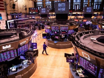 Wall Street Ditutup Menguat, Nasdaq Pecah Rekor Jelang Rilis Data Inflasi