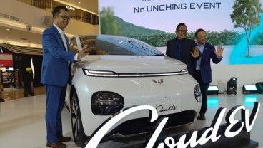 Harga Wuling Cloud EV Dibanderol Rp398 Juta, Gunakan Baterai LFP