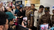 Sandra Dewi Hanya Tersenyum Tipis Usai Diperiksa 10 Jam di Kejagung