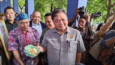 Pemerintah Putuskan Undur Kewajiban Sertifikasi Halal untuk UMK Hingga 2026