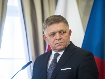 PM Slovakia Robert Fico Ditembak, Nyawa Terancam