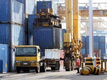 Impor Bahan Baku Anjlok 9,28%, Ekonom: Pertumbuhan Industri Tak Merata