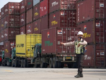 Airlangga Temukan 17.304 Kontainer Tertahan di Pelabuhan Priok, Imbas Aturan Impor