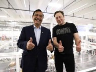Besok, Luhut dan Elon Musk Bakal Bahas Uji Coba Starlink di IKN