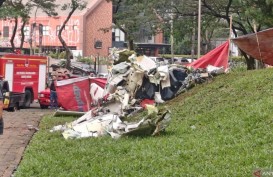 Polisi Ungkap Rute Awal Pesawat yang Jatuh di BSD: Tanjung Lesung ke Pondok Cabe