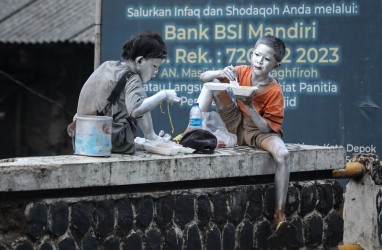 'Hujan Bansos 2025', Anggaran Tahun Pertama Prabowo Capai Rp513 Triliun