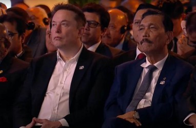 Elon Musk Terbang 32 Jam, Luhut: Dia Tak Menyesal Sampai di RI