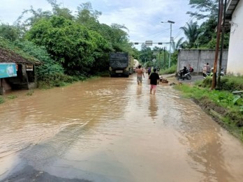Dua Kabupaten di Sumsel Terendam Banjir,  Hanyutkan Rumah dan Akses Jalan Tertutup