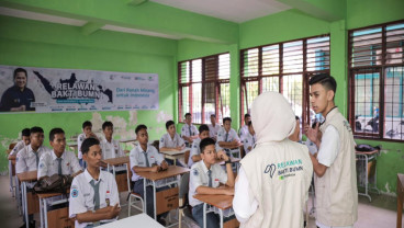 Harkitnas, Relawan Bakti BUMN Lakukan Aksi Nyata