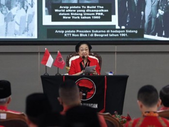 Jokowi Tidak Diundang, Sandiaga Uno Hingga Pramono Anung Hadiri Rakernas V PDIP