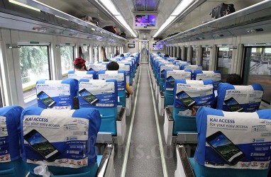 Libur Panjang Waisak, 128.000 Tiket Kereta Keberangkatan dari Jakarta Terjual