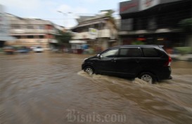 16 RT Banjir Usai Hujan Guyur Sebagian Wilayah Jakarta Sabtu Pagi