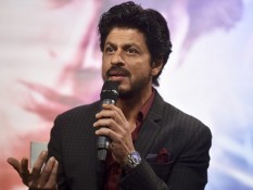 Shah Rukh Khan Terkena Heat Stroke karena Cuaca Panas Ekstrem di India