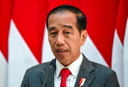 Jokowi Geram Rp6,2 Triliun Habis untuk Bikin Platform, 1 Kementerian 500 Aplikasi