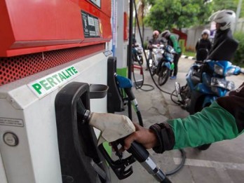 Jokowi Minta Aturan Pembatasan Beli BBM Pertalite Segera Dirampungkan