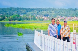 Bey dan Walhi Jabar Duduk Bareng Bahas Penanganan DAS Citarum