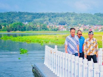 Bey dan Walhi Jabar Duduk Bareng Bahas Penanganan DAS Citarum