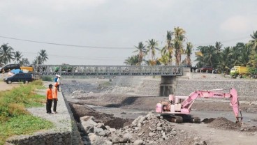 Jembatan Bailey di Jalur Lahar Semeru Tuntas Diperbaiki