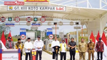 Jokowi Resmikan Tol Bangkinang - Koto Kampar, Telan Dana Rp4,8 Triliun