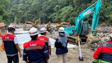 Hutama Karya Kebut Perbaikan Jalan Nasional Terdampak Bencana Alam di Sumbar