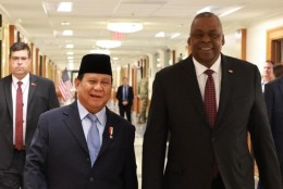 Prabowo Bertemu Menhan AS, Bahas Modernisasi Alutsista dan Kemitraan