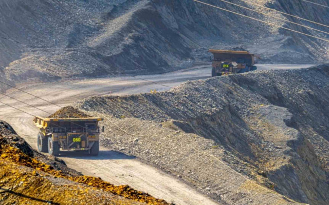 Ada yang Kepincut Perbesar Taruhan Saham Amman Mineral (AMMN)