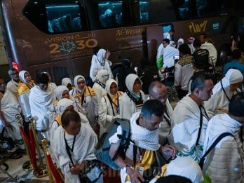 Jemaah Haji Indonesia Doyan Belanja, 20 Ton Oleh-oleh Sudah Mendarat di Jakarta