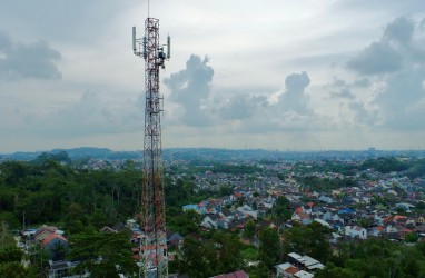 Luhut Sebut Starlink Gantikan BTS, Ini Jumlah Menara yang Dibangun TOWR - MTEL