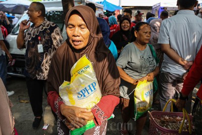 Pembagian beras SPHP gratis di Semarang