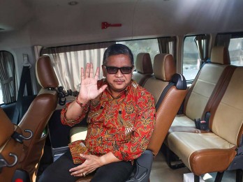 Staf Hasto, Kusnadi Bawa Banyak Bukti Pelanggaran Penyidik KPK ke Komnas HAM