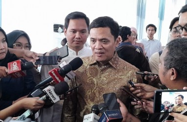 Gerindra Dorong Ridwan Kamil Lawan Anies di Pilgub Jakarta