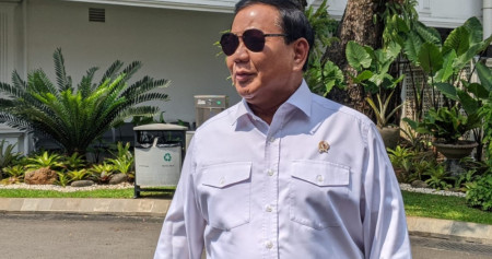 Menteri Pertahanan sekaligus Presiden Terpilih Prabowo Subianto tiba di Istana Negara, Jakarta, untuk bertemu dengan Presiden Joko Widodo (Jokowi), Kamis (6/6/2024). JIBI/Dany Saputra
