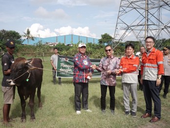 Cirebon Power Salurkan 53 Ekor Hewan Kurban untuk Penanganan Stunting di Kabupaten Cirebon