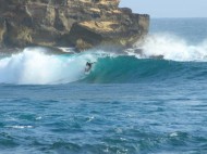 Ini Dia 10 Pantai Terbaik untuk Surfing di Tanah Air, Favorit Para Peselancar