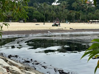 Pantai Singapura Terkena Tumpahan Minyak, Kualitas Air untuk Warga Aman?