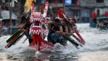 Lomba Perahu Naga Semarakkan Libur Panjang Idul Adha di Tanjung Pinang