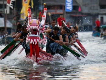 Lomba Perahu Naga Semarakkan Libur Panjang Idul Adha di Tanjung Pinang
