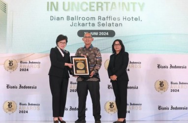 Bank Kalbar Kembali Raih Penghargaan Bisnis Indonesia Award 2024