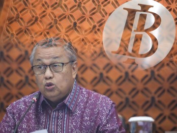Gubernur BI Sebut Peralihan Pemerintahan Prabowo Berdampak ke Pelemahan Rupiah