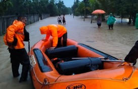 Padang Dilanda Banjir, Ketinggian Air Mencapai 60 Cm