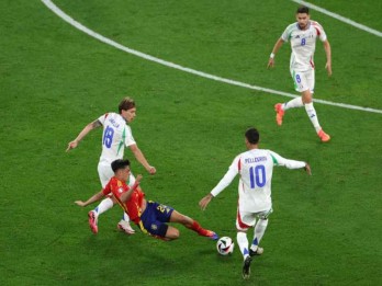 Hasil Euro 2024: Spanyol vs Italia Sama Kuat, Nir Gol di Babak Pertama