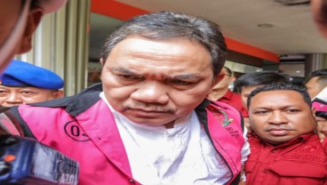 Kasus Korupsi BTS: Achsanul Qosasi dan Perantara Suap Divonis 2,5 Tahun Penjara