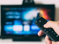 Opini: Mengurai Rupa Media Baru Connected TV, Perbedaan, Peluang, dan Tantangan