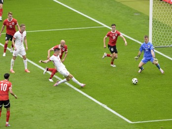Hasil Euro 2024: Jual Beli Serangan, Polandia vs Austria Imbang pada Babak Pertama
